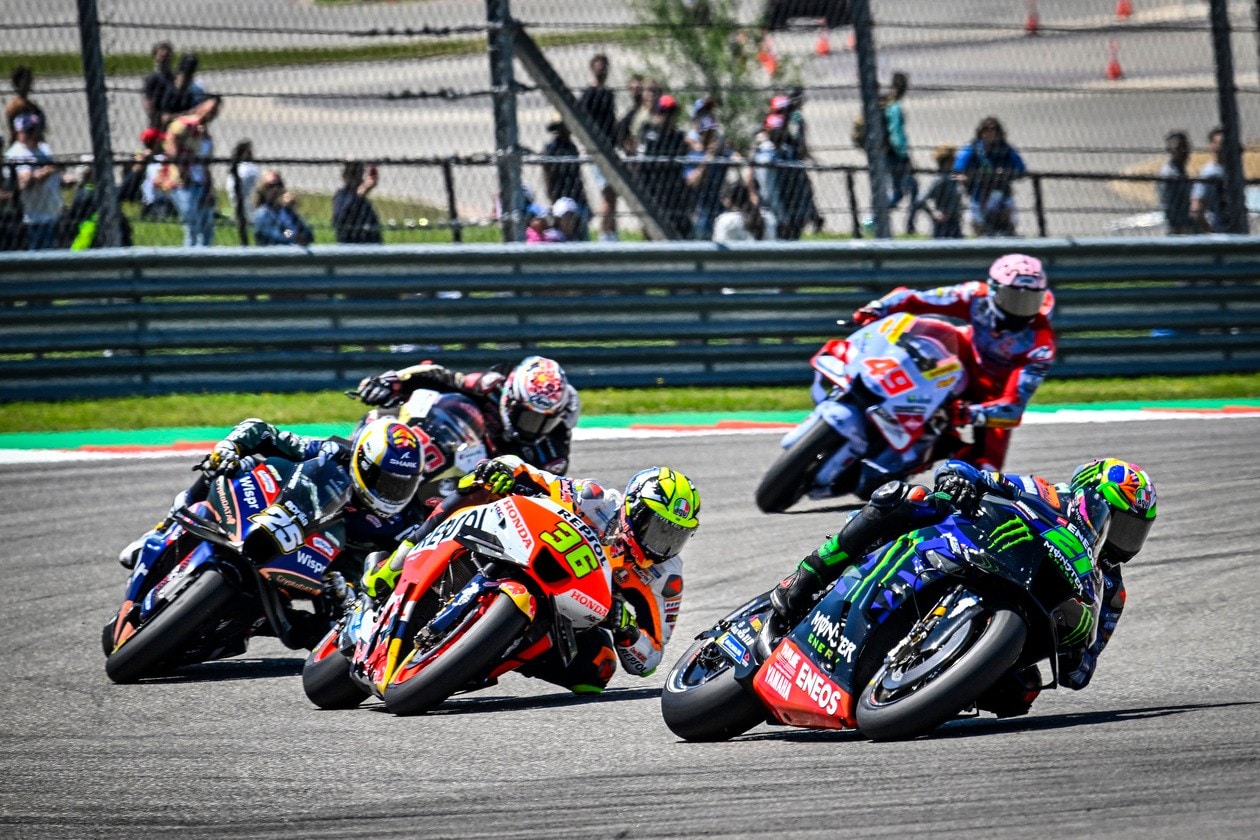 MotoGP Austin: Bagnaia cade sul più bello, vince Rins